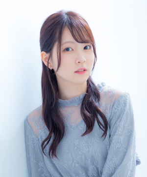 実波真白